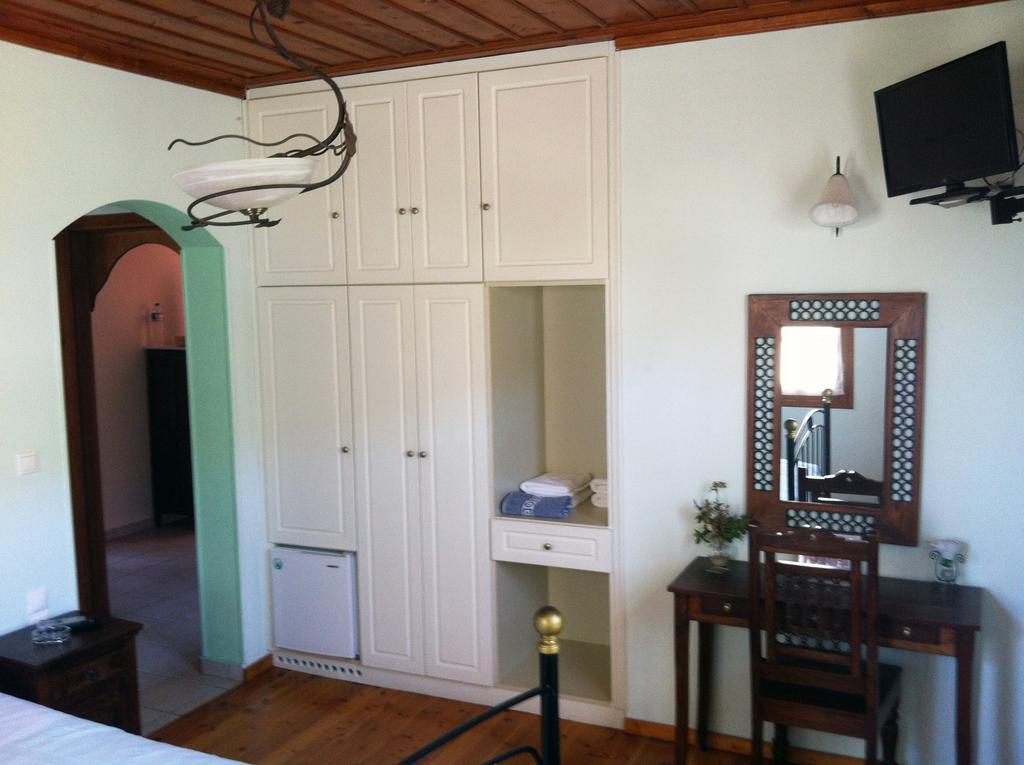 Guesthouse Kolenti Portaria  Ngoại thất bức ảnh